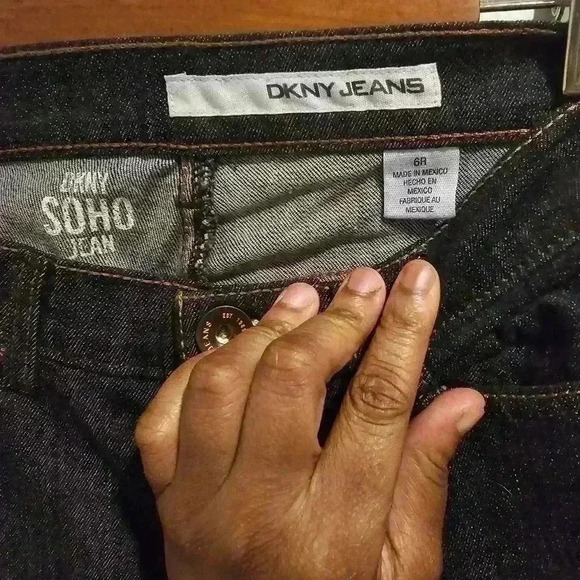 P7019 dkny soho dark wash size 6r jeans boot cut - Picture 5 of 8